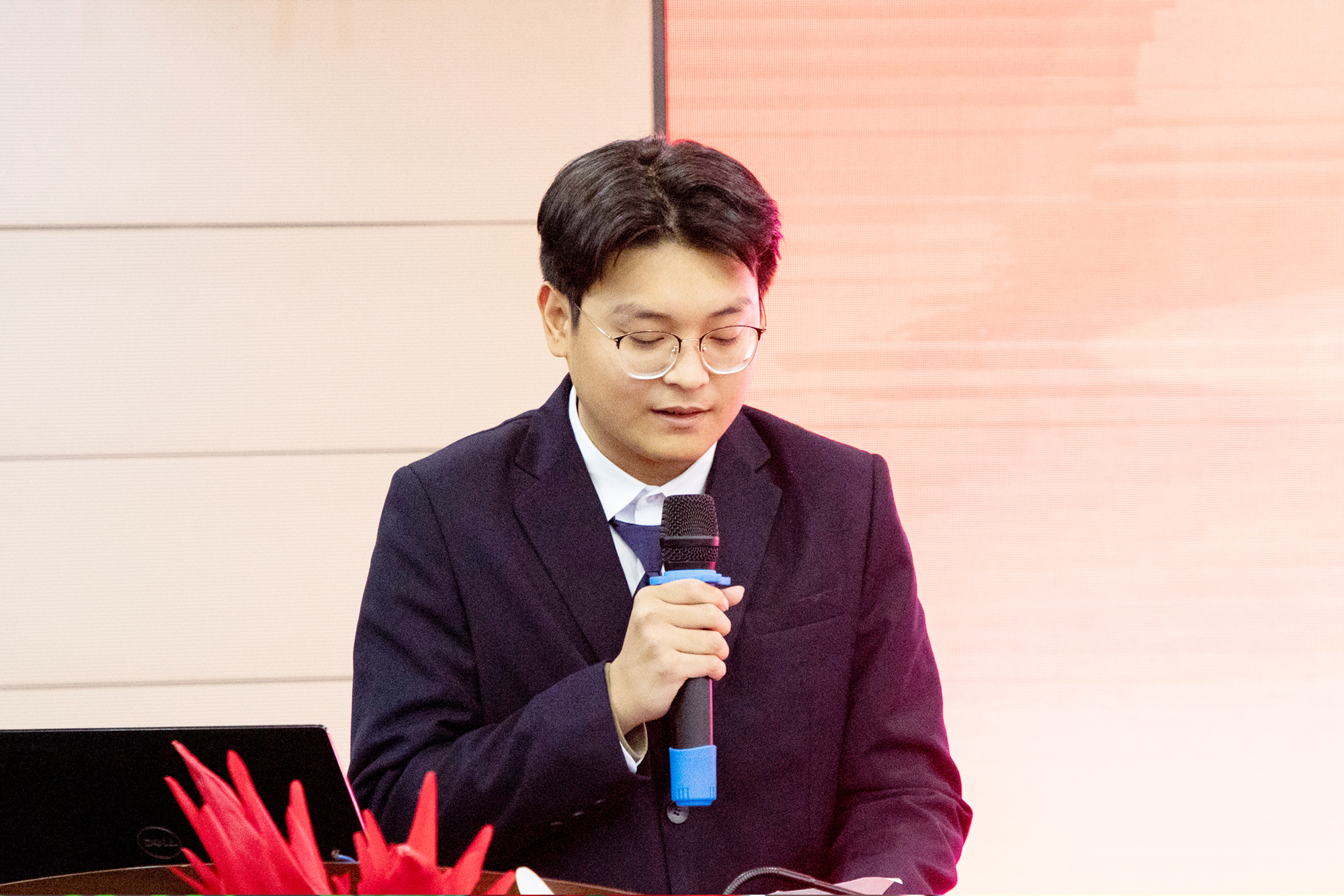 學生1.jpg