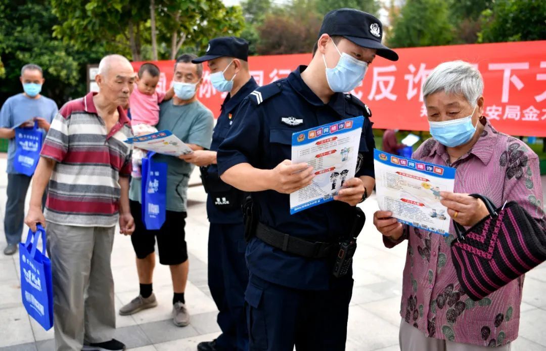譜寫(xiě)平安河南更加出彩新篇章丨法治光耀平安河南(圖4)